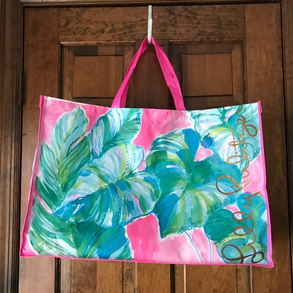 Lilly Pulitzer Handbags - Lilly Pulitzer Light Green Leaves & Elephants Reusable Bag #2